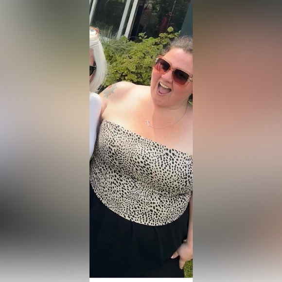 Meet your Posher, Jessica - Picture 5 of 9